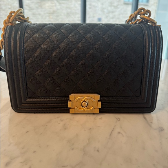Chanel Black Quilted Leather Bag - Picture 4 of 8